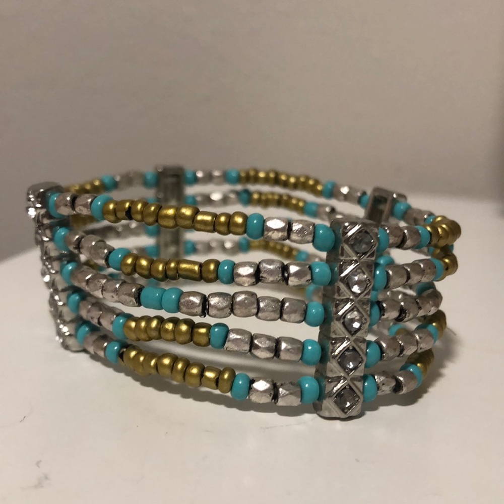 Multicolored beaded bracelet